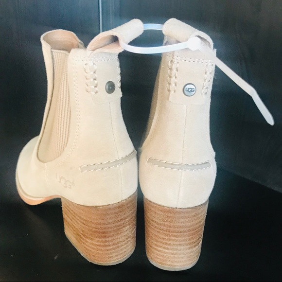 Tan Suede UGG Boots Size 6 In EUC - Picture 3 of 7